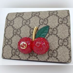 gucci supreme cherry wallet